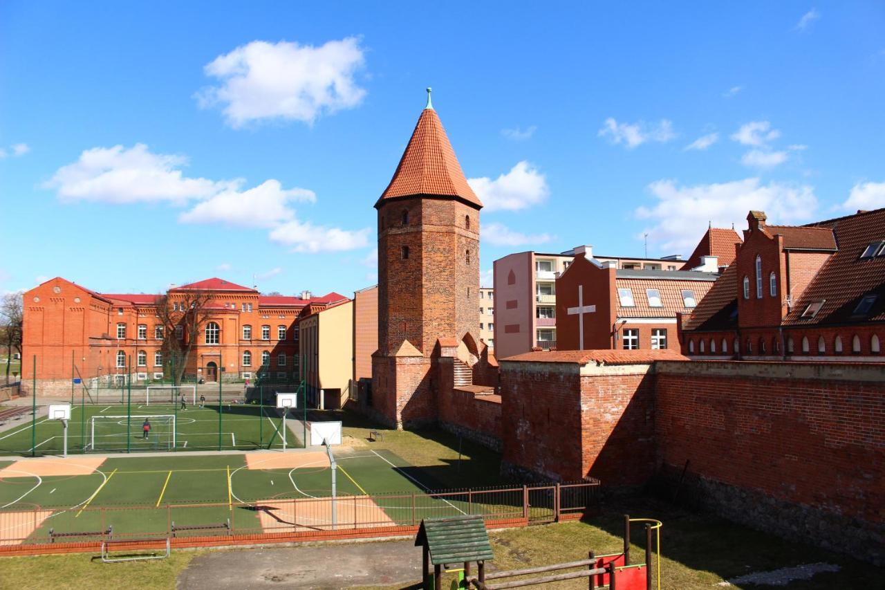 Karczma Rycerska Lebork Apartment Exterior foto